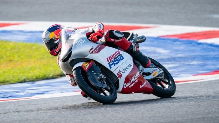 Hasil Moto3 Jepang 2026: Veda Ega Asapi Hakim Danish, David Almansa Jadi Juara, Ini Daftar Lengkapnya!