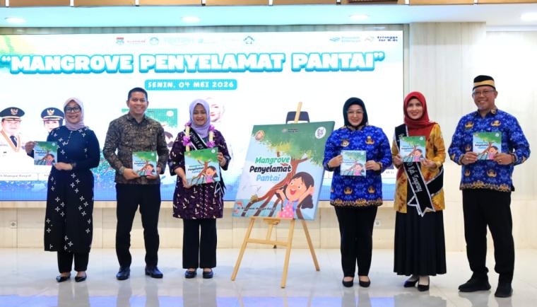 Perkuat Literasi Anak, Bupati Tangerang Luncurkan Buku Cerita Berjudul Mangrove Penyelamat Pantai karya Bunda PAUD
