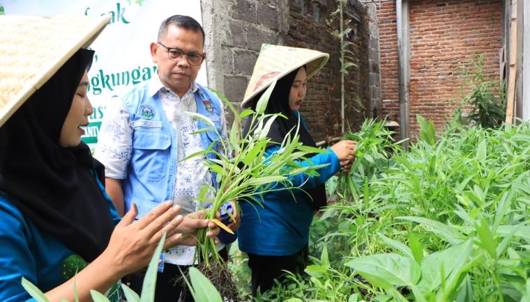 Melalui Kepesertaan Lomba Kampung Hijau dan PHBS Tingkat Kabupaten Tangerang, Kelurahan Sukamulya Kampanyekan Pola Hidup Bersih dan Sehat