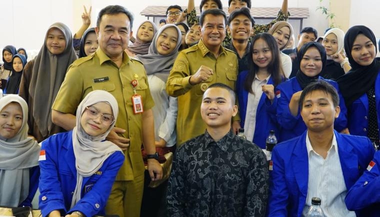 Kisah Dila dan Nesa, Menatap Masa Depan Sebagai Desainer Lewat Kuliah Gratis Beasiswa Tangerang Gemilang