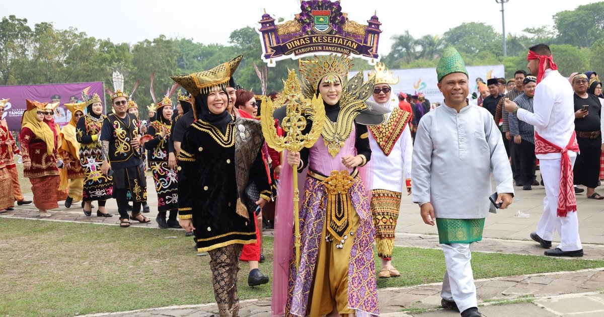 Warna-warni Nusantara di Puspemkab: Mengintip Kemeriahan Parade Budaya Hari Jadi ke-394 Kabupaten Tangerang