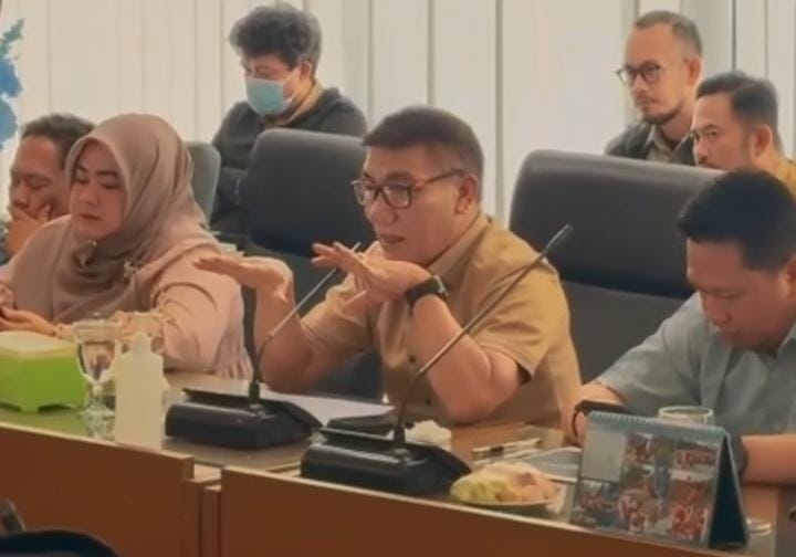 Legislator Golkar Sardy Wahab Soroti 1.400 Armada Pengangkut Sampah DLH DKI yang Sudah Tua