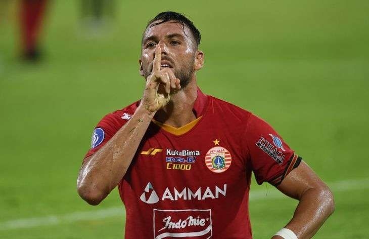 Riko Simanjuntak Sudah Pulih dan Siap Dimainkan, Eh Marko Simic Malah Cedera Betis Saat Persija Lawan Persik