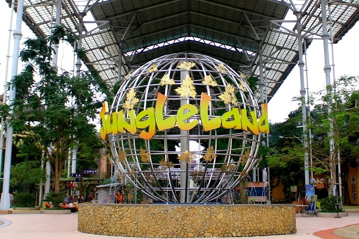 Rekomendasi Libur Weekend ke Jungleland, Wisata Permainan Dekat Jakarta yang Punya Banyak Wahana Seru! 