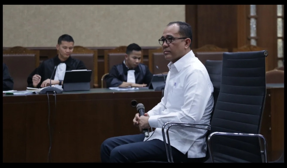 Sidang Vonis Ditunda Hingga Hari Senin, Pengacara Rafael Alun Minta Ayah Mario Dandy itu Dibebaskan