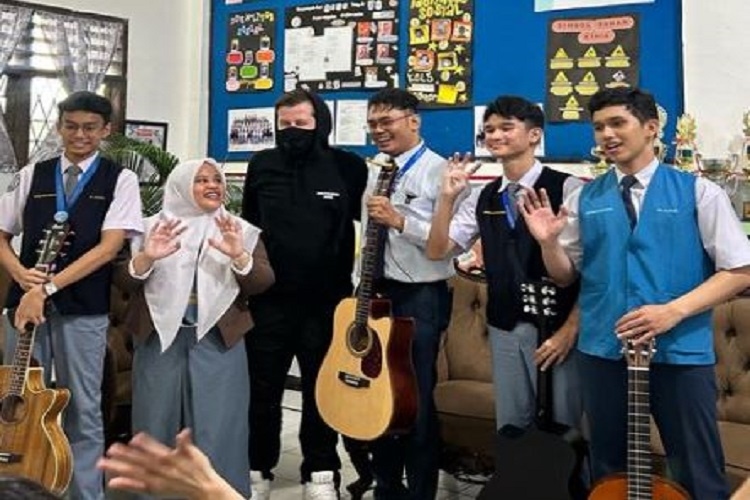 5 Fakta Menarik Kedatangan Alan Walker di Medan, 28 Jam Perjalanan Langsung, Berawal dari Guru Musik Viral