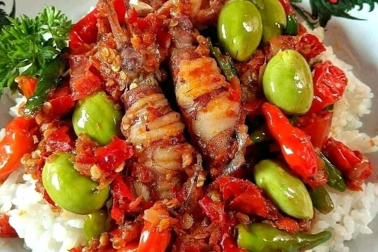 Resep Oseng Cumi Basah dan Pete Selera Pedas, Pas Disantap dengan Nasi Hangat, Bikinnya pun Mudah, Bisa Kalian Coba di Rumah