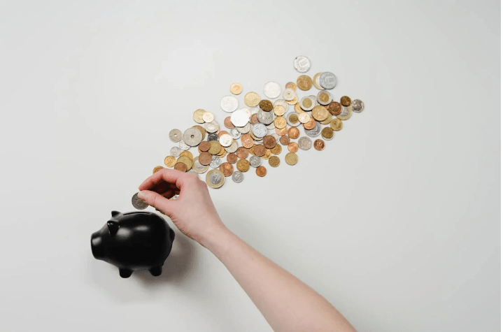 ‎Cairkan Dana Pensiun, Wanita 96 Tahun Diminta Bank Datang Langsung Meski Dalam Keadaan Berbaring Hanya Untuk Verifikasi Data Diri