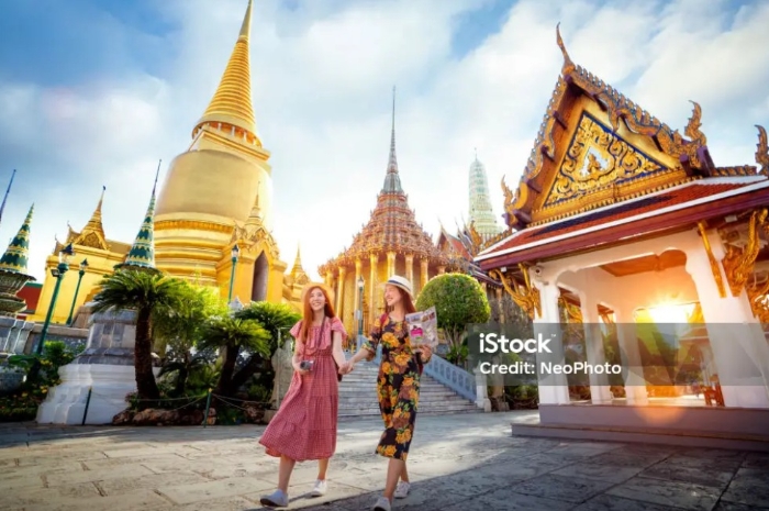 Varian Baru Covid-19 Merebak di Thailand, Wisatawan Diminta Waspada!