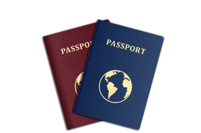 Warna yang Harus Kamu Hindari Saat Foto Paspor, Bisa Bikin Ditolak!