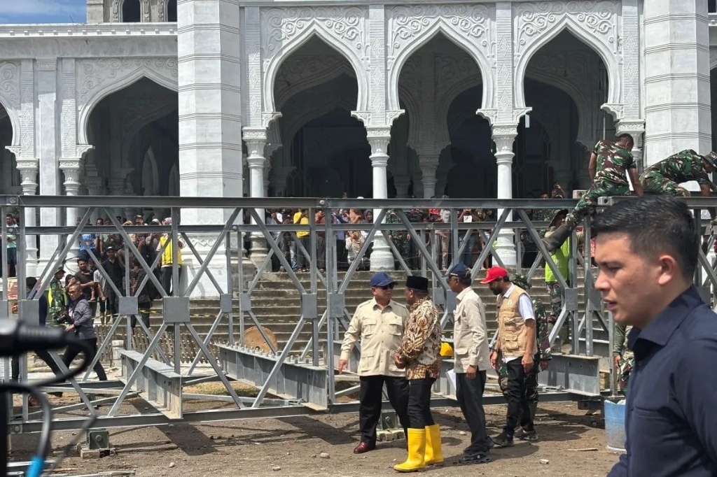 Akses Logistik Kembali Normal, TNI Dikerahkan Penuh Percepat Perbaikan Jembatan di Aceh