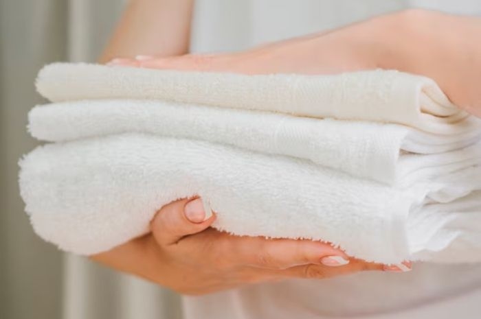 6 Kesalahan Fatal Saat Mencuci Handuk yang Jarang Disadari