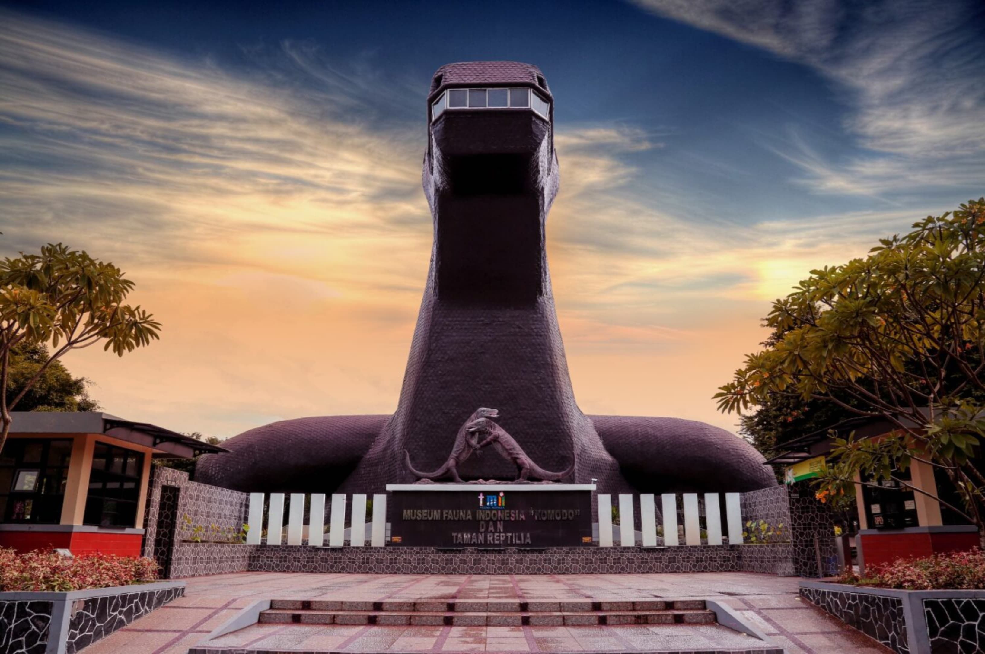 Jagat Satwa Nusantara TMII, Pilihan Wisata Keluarga Seru, Nyaman, dan Edukatif