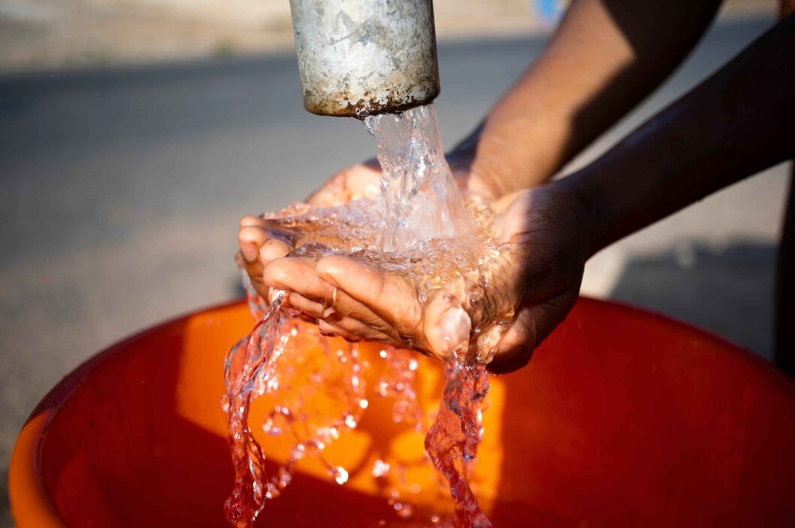 Amankah Minum Air PAM Setelah Direbus? Ini Hal yang Perlu Kamu Perhatikan