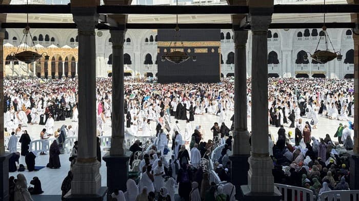 Perang Iran vs Israel: 58 Ribu Jamaah Umrah Indonesia Masih Tertahan di Arab Saudi, Dampak Maskapai Batalkan Penerbangan