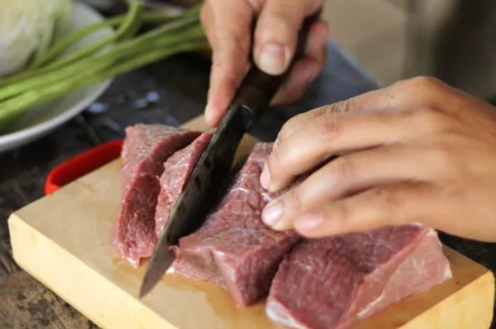 Rahasia Mengolah Daging Kurban Agar Empuk dan Bebas Bau Prengus, Simak Tipsnya!