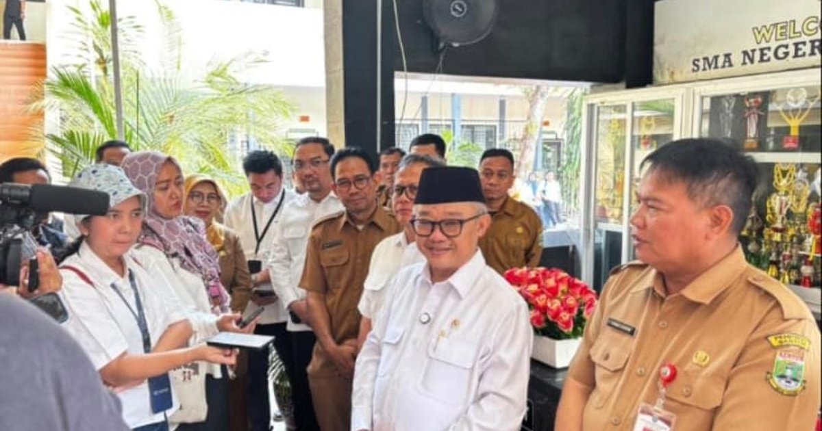Tinjau TKA di SMAN 3 Tangsel, Mendikdasmen Abdul Mu’ti Bagikan Strategi 3M Hadapi Soal HOTS