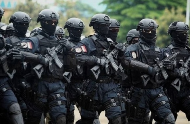 Densus 88 Tangkap 11 Tersangka Teroris di 6 Provinsi, Ada Latihan Menembak hingga Doktrin Online