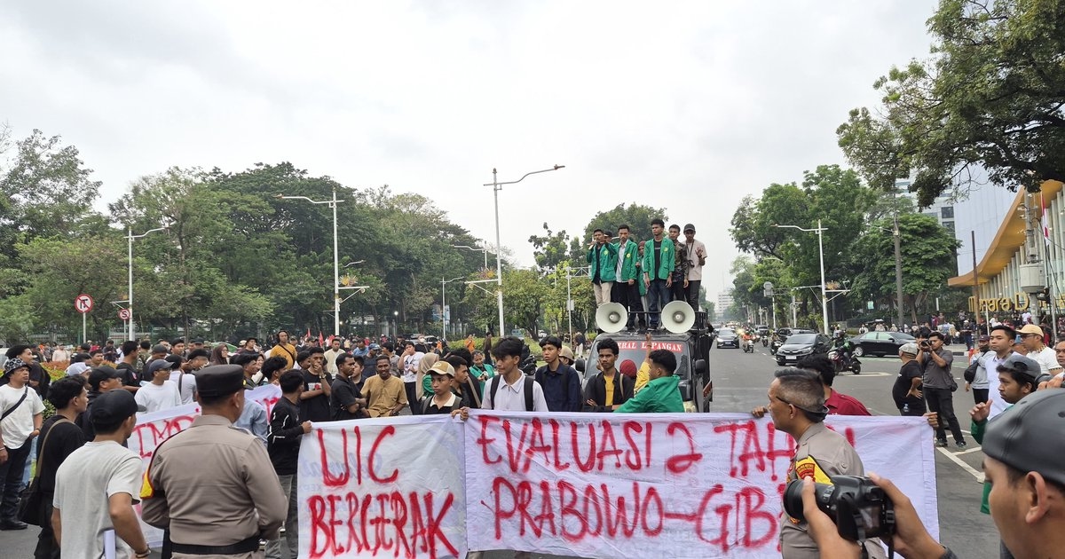 Demo Mahasiswa di Patung Kuda Hari Ini: Soroti Kasus Keracunan MBG hingga Pemakzulan Gibran