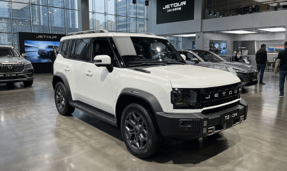 Jetour T2 i-DM Hadir Lebih Gagah dari Kompetitor, Ini Fitur Mewah dan Alasan Jadi Andalan Baru SUV PHEV Rp600 Jutaan