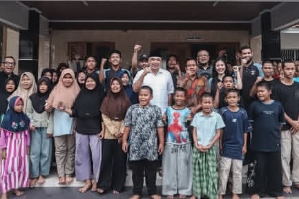Kunjungi Panti Asuhan, Zaki Iskandar Harap Persita Makin Dekat dengan Masyarakat