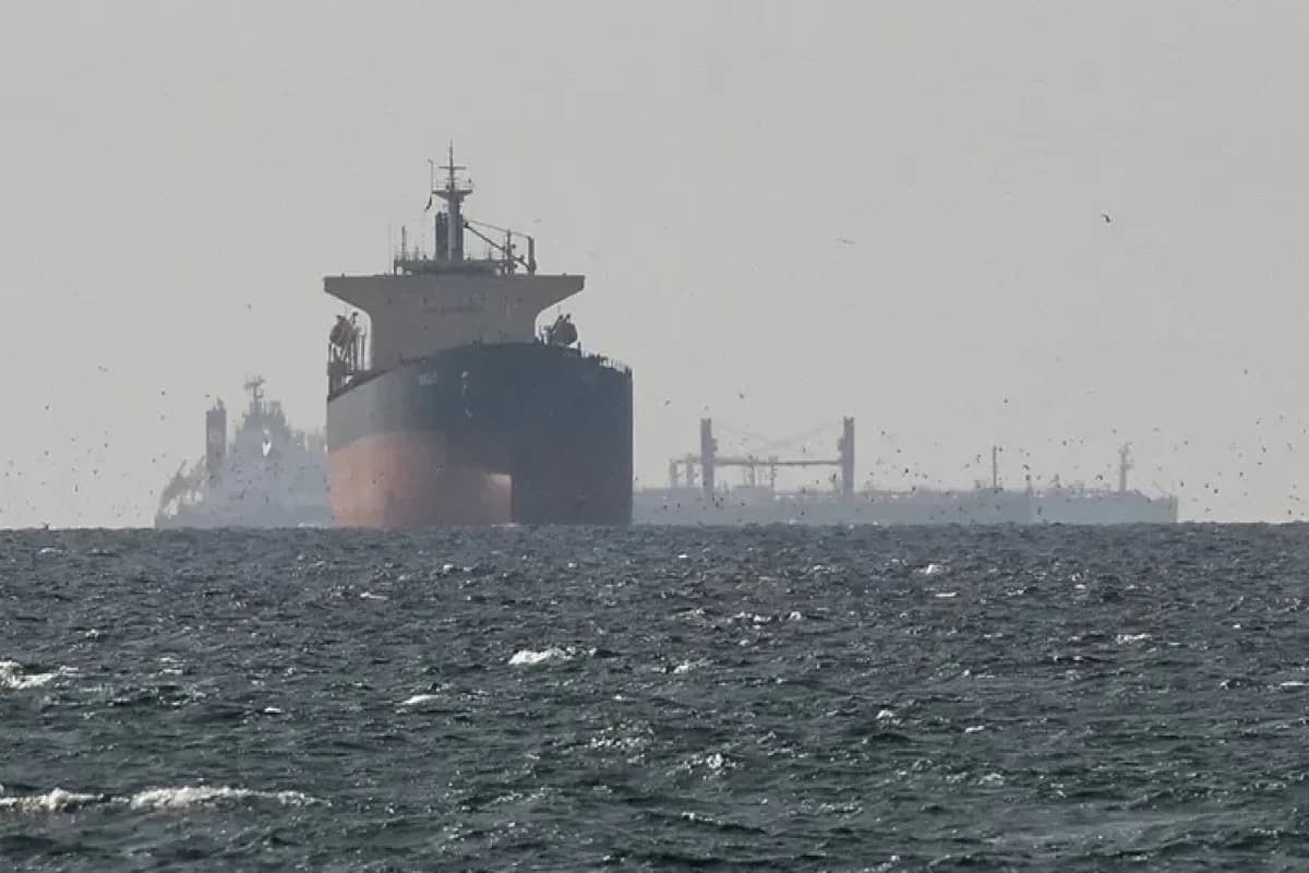 Ketegangan Kian Memuncak: Iran Tolak Perundingan dengan AS di Pakistan, Usai Insiden Penembakan Kapal di Selat Hormuz