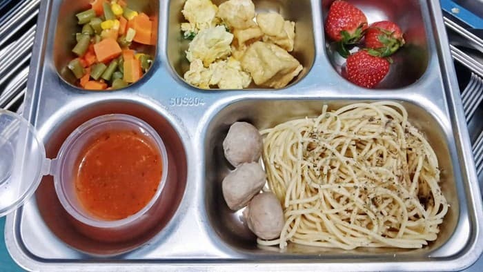 72 Siswa di Jaktim Keracunan Makanan MBG, Komisi IX DPR Desak SPPG Pondok Kelapa Ditutup Permanen