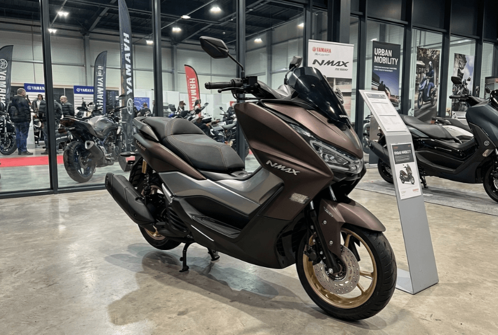 NMAX Lama Merasa Diremehkan, Kini Bangkit Jadi Yamaha NMAX Tech Max Ultimate 2026 untuk Hadapi Ancaman Serius Skutik Bongsor Rival!