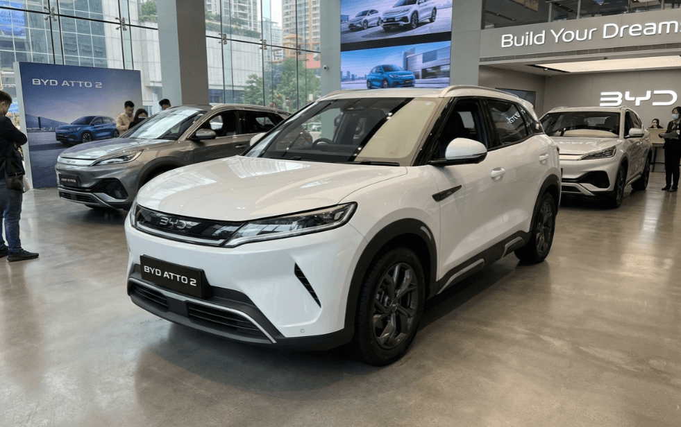 Segera Hadir BYD Atto 2: SUV Listrik Keluarga dengan Kabin Lega, Kamera 360 Derajat, dan Performa Mesin 177 PS yang Responsif