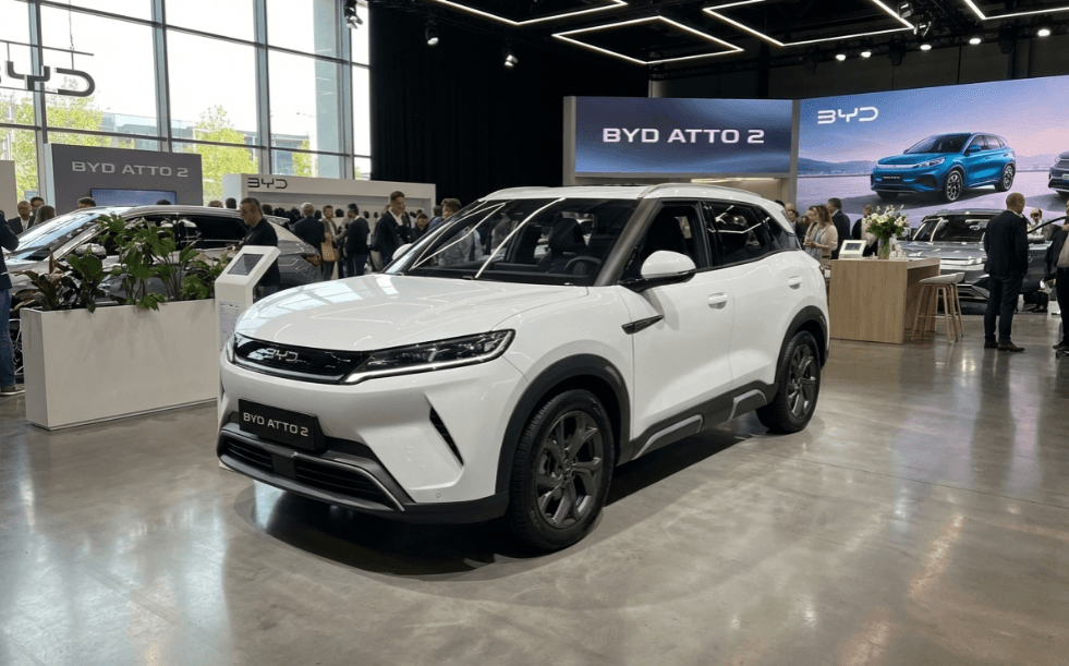 Punya Tatapan Tajam, BYD Atto 2 Meluncur dengan Prediksi Harga 200 Jutaan, Akankah Kembali Merebut Segmen Pasar SUV Listrik Indonesia?