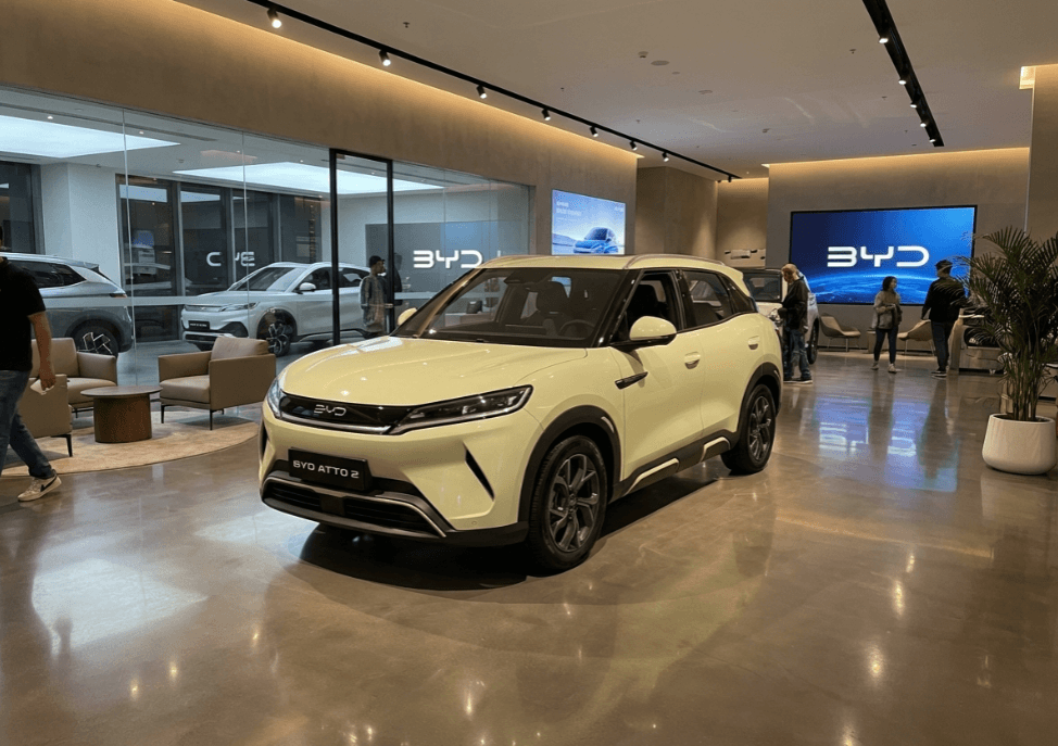 Tak Ingin Tertinggal di Segmen SUV Kompak, BYD Atto 2 Tampil Gagah! Siap Hancurkan Dominasi Kompetitor dengan Fast Charging