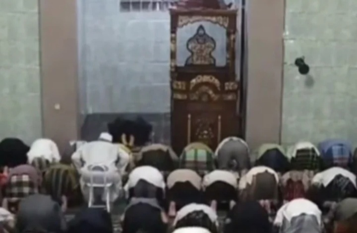 Inalillahi, Imam Masjid di Depok Meninggal Dunia Saat Pimpin Salat Subuh