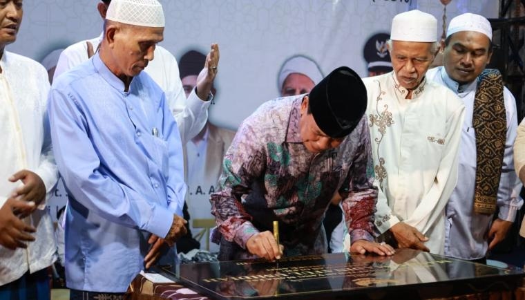 Masjid Madinatul Umidiah Teluknaga Diresmikan Bupati Tangerang Maesyal Rasyid, Ternyata Namanya Diambil dari 2 Pewakaf