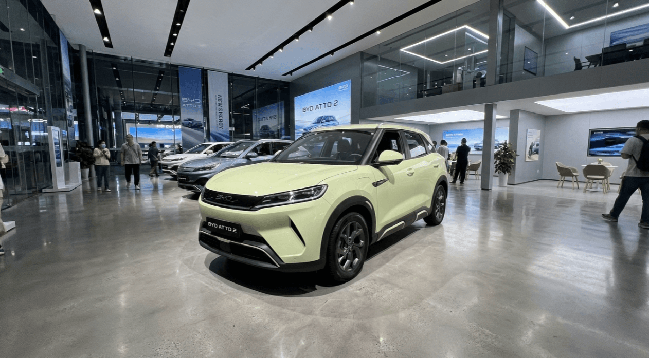 BYD Atto 2 Resmi di Indonesia, SUV Futuristik dengan Blade Battery 51 kWh, Jarak Tempuh 410 KM dan Desain Dragon Face Super Gahar