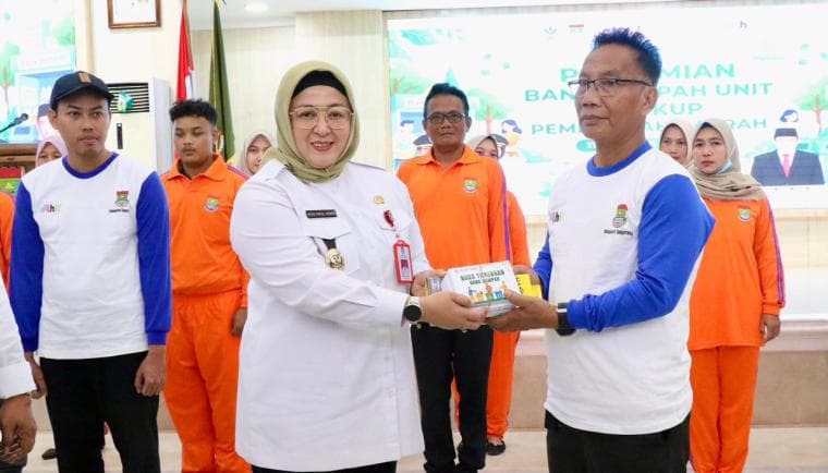 Wabup Intan Nurul Hikmah Resmikan 7 Bank Sampah Puspemkab Tangerang, Gencarkan Program KURASAKAN