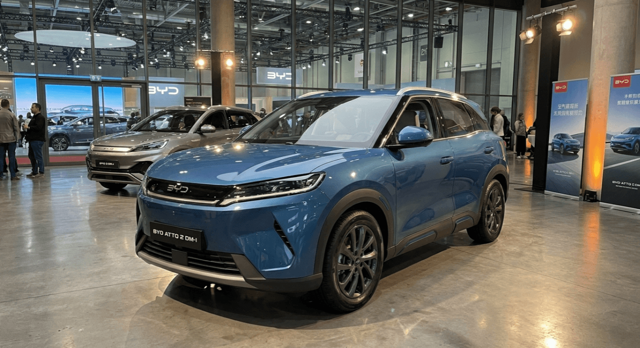 Segera Hadir BYD Atto 2: SUV Keluarga Dengan Sentuhan Soft Touch di Interior, Fitur Kamera 360, dan Transmisi Listrik yang Super Halus!