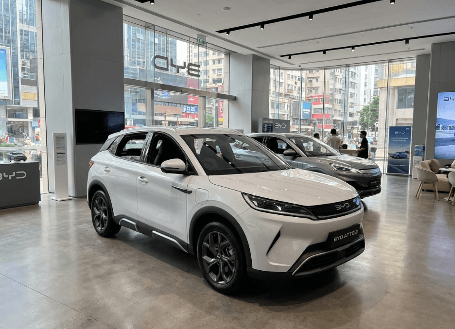 BYD Atto 2 Resmi Menarik Perhatian Penggemar Otomotif Asia, SUV Kompak Futuristik dengan Performa dan Efisiensi Modern