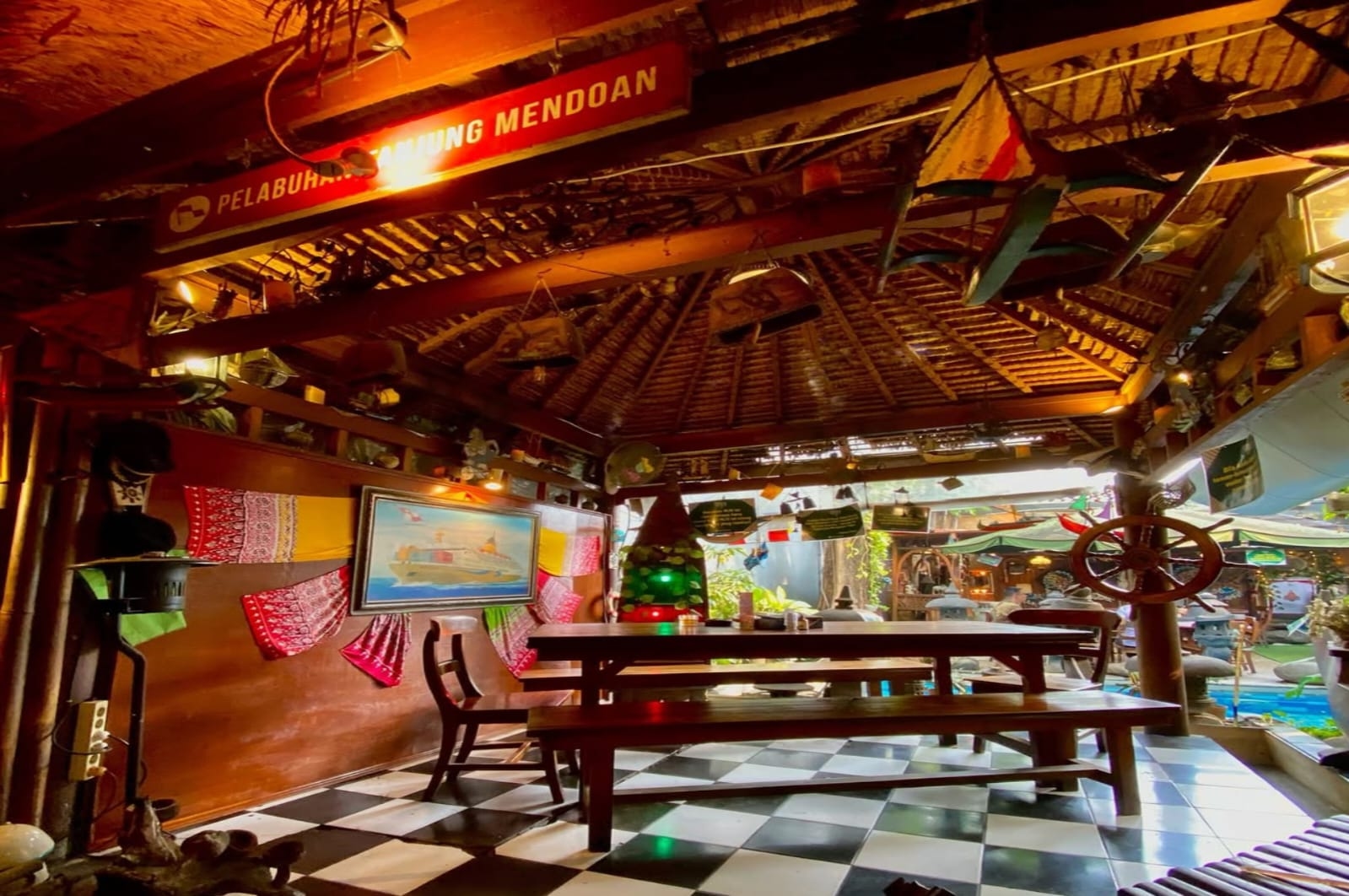 Wajib Masuk Wishlist! 3 Kafe Nyaman di Jakarta Selatan dengan Konsep Unik
