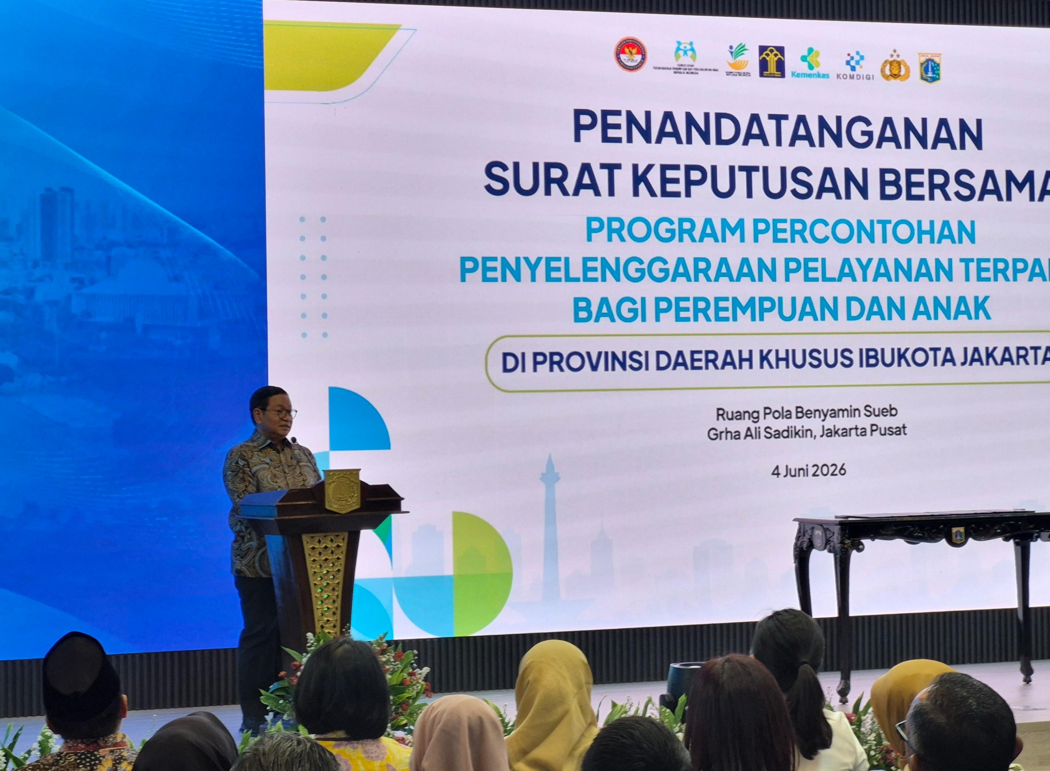 Gubernur Pramono Teken SKB dengan Wamen PPPA, Jakarta Jadi Percontohan Nasional Pelayanan Terpadu Perempuan dan Anak