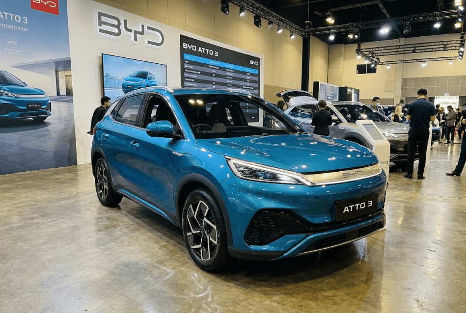 BYD Atto 3 Resmi Mengaspal di Indonesia dengan Perlindungan 7 Airbag dan Struktur Bodi Kuat, Mobil Listrik Ini Siap Menjadi Raja Jalanan