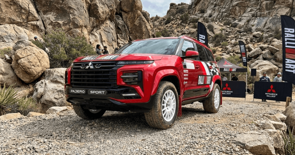 Mitsubishi Hadirkan Bocoran Pajero Ralliart dengan Ground Clearance Lebih Tinggi dan Over Fender Lebar, Siap Manjakan Pecinta Otomotif Lintas Alam