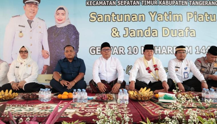 Dekat Tanpa Batas! Bupati Maesyal Serap Langsung Aspirasi Warga dan Berikan Bansos untuk Nelayan Tangerang Utara