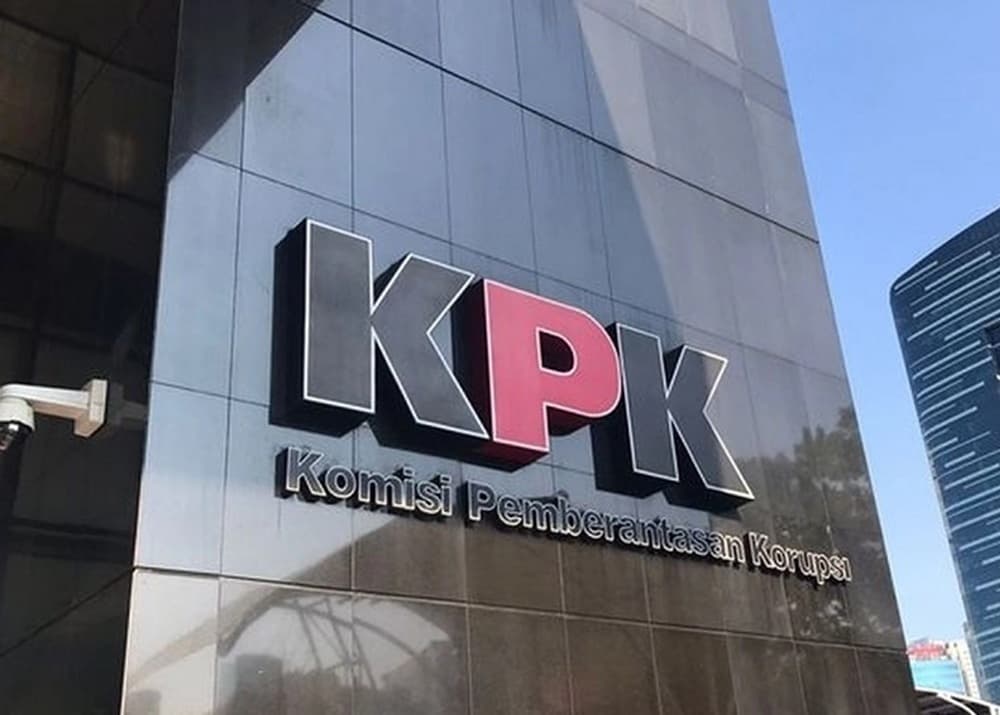 Ironi, Oknum Polisi Staf KPK Jadi Tersangka Pemerasan Bupati Anom