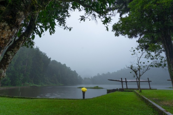 Danau Situ Gunung Sukabumi, Destinasi Wisata Dekat Jakarta di Kaki Gunung Gede Pangrango