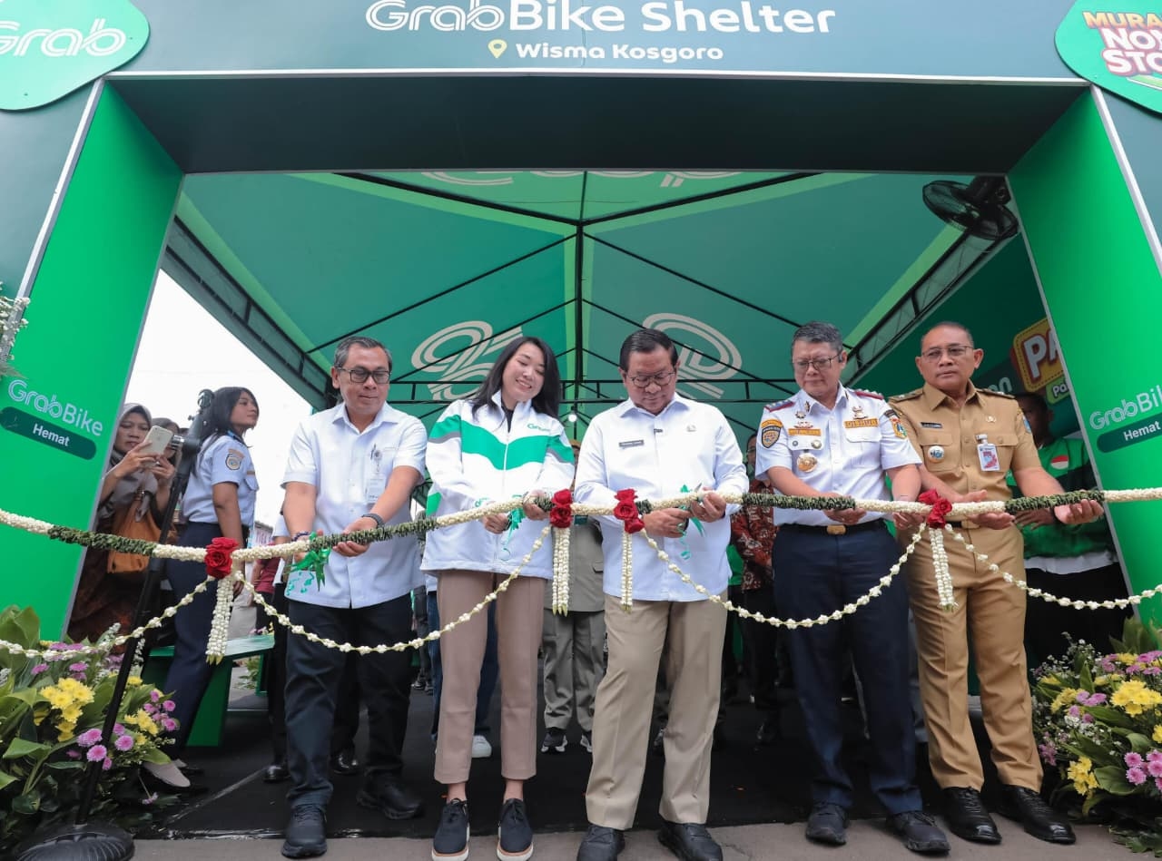 Gubernur Pramono Resmikan Shelter Ojol di Wisma Kosgoro, Kurangi Kemacetan Antarjemput Penumpang di Thamrin–Bundaran HI