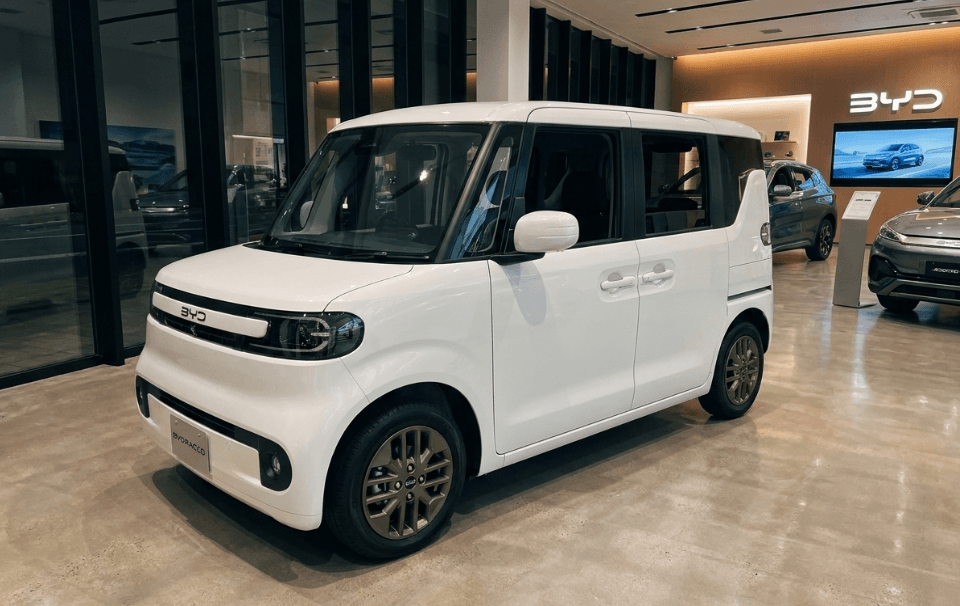 BYD Racco Dikabarkan Berpotensi Masuk Indonesia, Mini EV dengan Desain Pintu Geser Unik Ini Siap Menjadi Penantang Baru Wuling Air ev