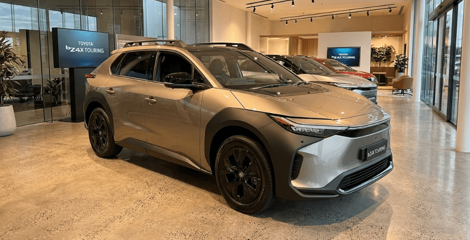 Toyota bZ4X Touring Membawa Wajah Baru Tanpa Gril Konvensional dan Bumper Skid Plate, Mobil Listrik Tangguh untuk Aktivitas Outdoor