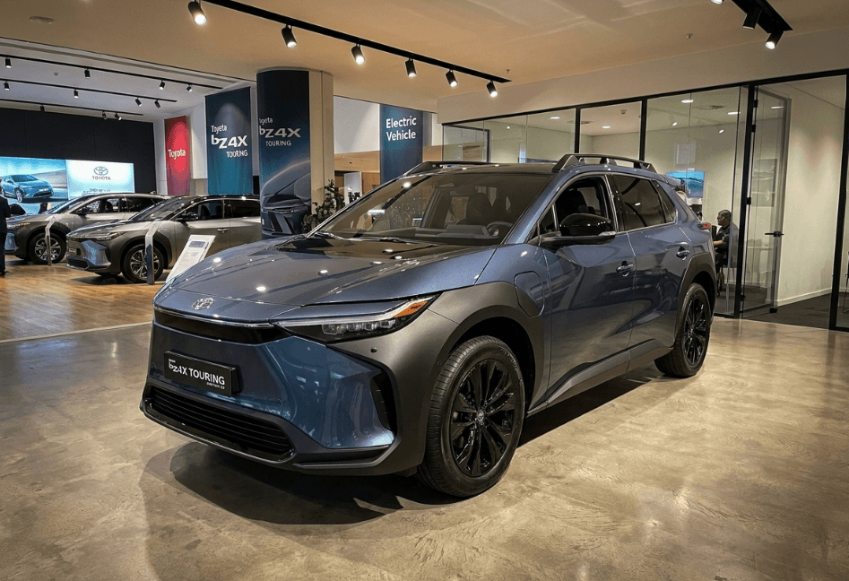 Toyota bZ4X Touring Ramaikan GIIAS 2026, SUV BEV Tangguh Berdaya Jelajah Ekstrem yang Siap Manjakan Aktivitas Luar Ruang Keluarga