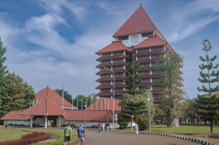 Bukan Cuma Beasiswa, UI Beri Bantuan Laptop untuk Mahasiswa dengan Kondisi Ekonomi Rentan