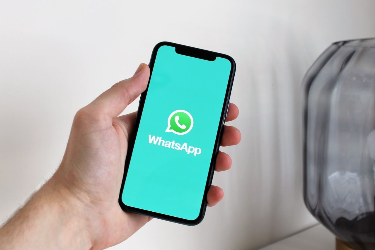 Akun WhatsApp Kena Blokir, Jangan Asal Bayar Jasa Pembuka Blokir